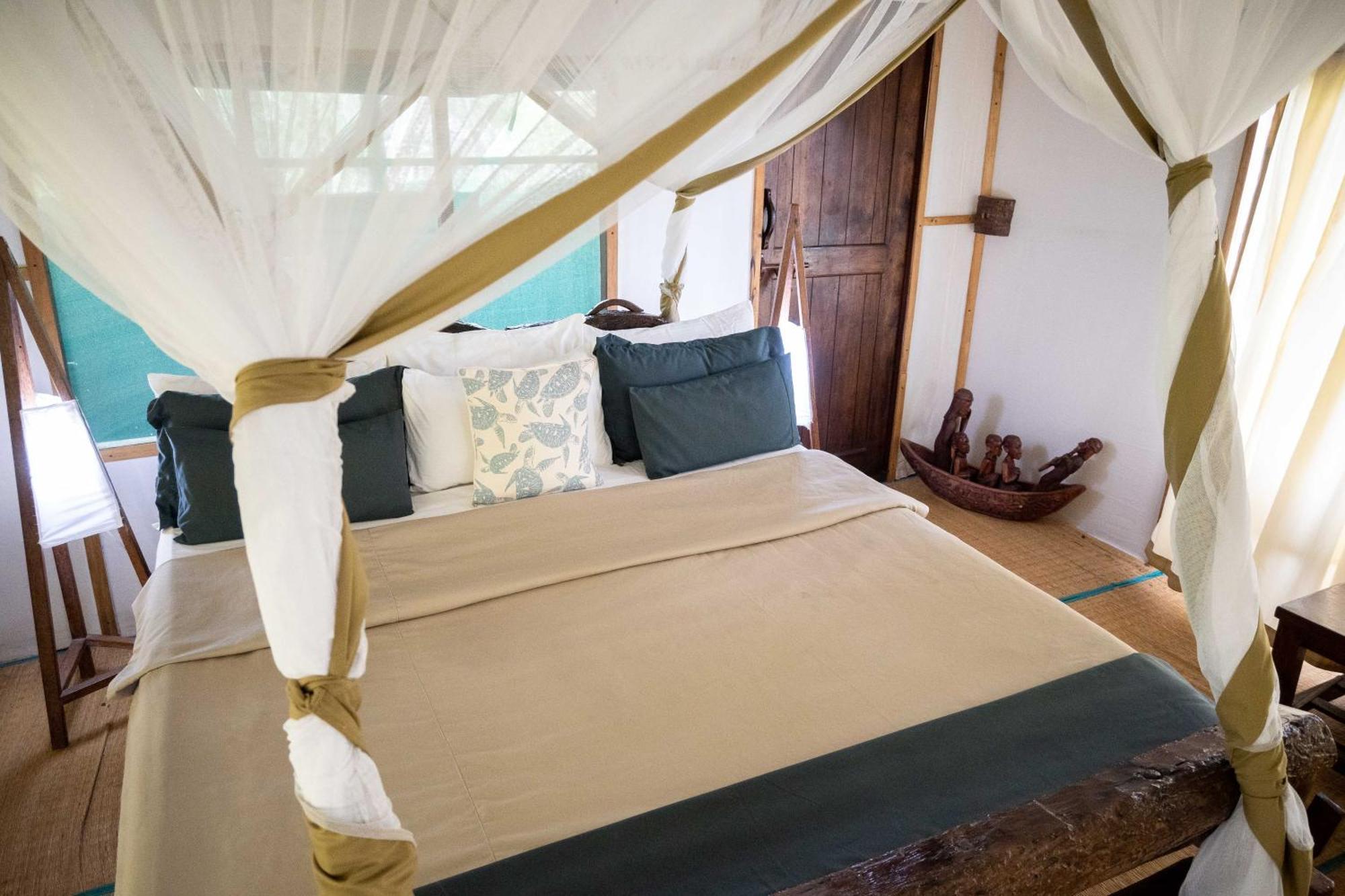 Simply Saadani Camp, A Tent With A View Safaris Mkwaja Exterior photo